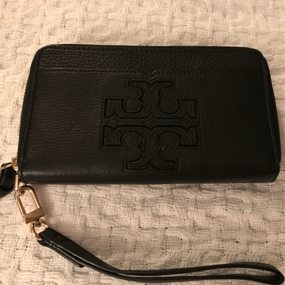 Tory Burch Harper Smartphone Wristlet Wallet